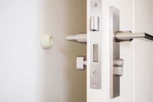 tips how-to-secure-doors